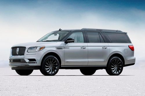 Cận cảnh Lincoln Navigator L Black Label 2021 giá hơn 8 tỷ đồng