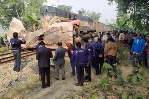 Tai nạn đường sắt nghiêm trọng tại Bangladesh