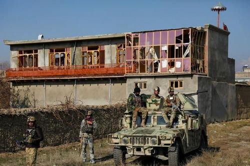 Tấn công bằng rocket nhằm vào căn cứ của Mỹ - NATO