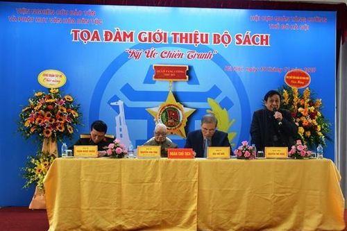 'Ký ức chiến tranh': Bộ sách về những ký ức hào hùng của quân tăng cường Thủ đô