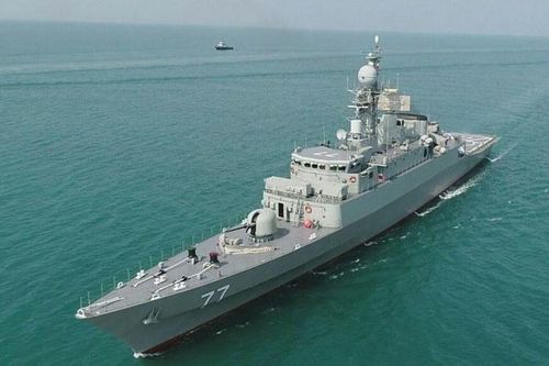 Iran triển khai hạm đội hải quân đến các vùng biển quốc tế để làm gì?