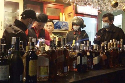 Công an đột kích 2 quán bar ở Đà Lạt