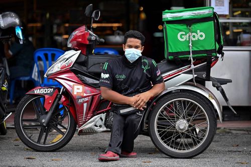 Shipper chỉ cao 108 cm trên đường phố Malaysia