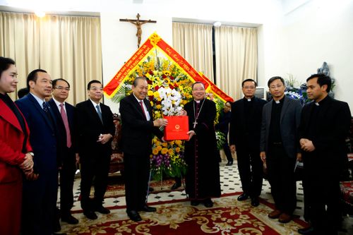 Phó Thủ tướng Thường trực chúc mừng Giáng sinh đồng bào giáo dân Thủ đô