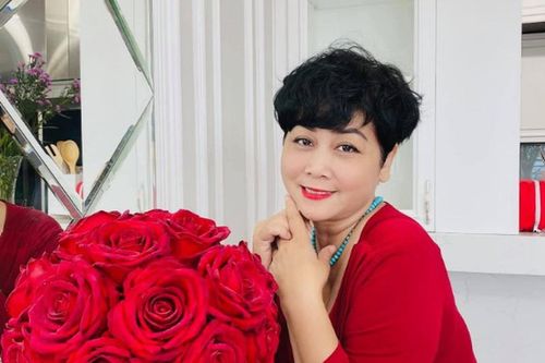 Cuộc sống của NSND Minh Hằng sau khi về hưu ra sao?