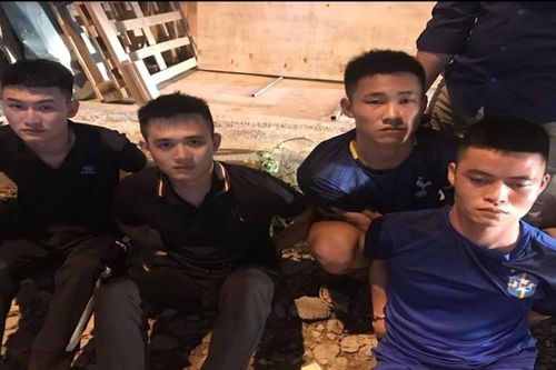 Trả thù cho bạn, nhóm đối tượng chém người gây thương tích nặng