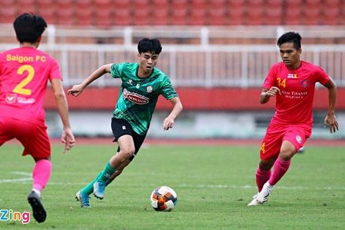 Cầu thủ trẻ từng lọt top 40 thế giới trăn trở khi rời HAGL
