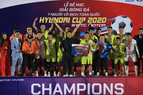 Du Lịch đăng quang ngôi vô địch HPL-S8