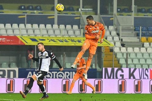Ronaldo lập cú đúp, Juventus thắng trận '4 sao'