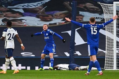 Vardy bùng nổ, Leicester đánh gục Tottenham