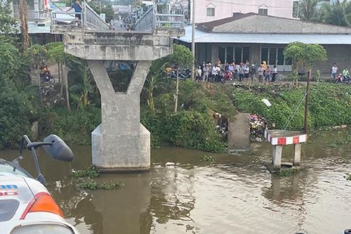 Khởi tố tài xế xe tải làm sập cầu ở Tiền Giang