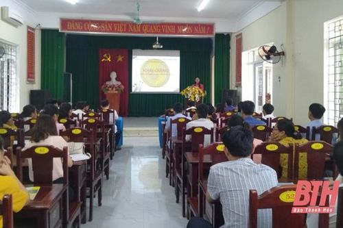 Huyện Đông Sơn tăng cường công tác giáo dục chính trị, tư tưởng cho cán bộ, đảng viên