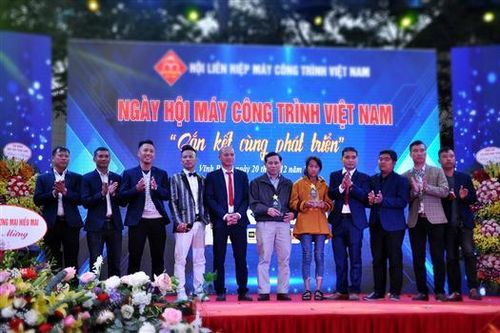 Ngày hội máy công trình Việt Nam
