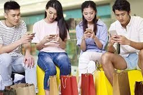 Khả năng chấp nhận thanh toán trực tuyến tại Việt Nam - nhận thức rủi ro trong thế hệ Y, Z
