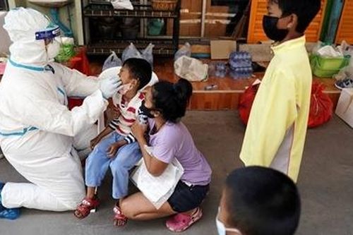 Thái Lan dự tính làm 10.000 xét nghiệm tại khu ổ dịch COVID-19