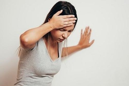 Triệu chứng cảnh báo thiếu vitamin B12