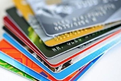 Từ ngày 31/3/2021, thẻ chip sẽ thay thế thẻ ATM