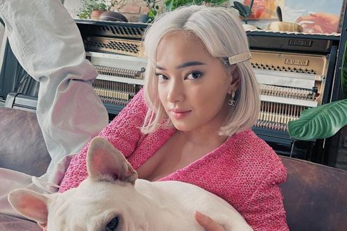 Châu Bùi và dàn mỹ nhân Việt diện đồ đông gợi cảm