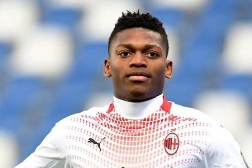 Tiền đạo Milan ghi bàn nhanh nhất lịch sử Serie A