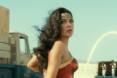 'Wonder Woman 1984' gặp khó tại phòng vé Trung Quốc
