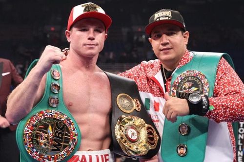 Thắng Callum Smith, Canelo Alvarez giành 3 đai vô địch thế giới