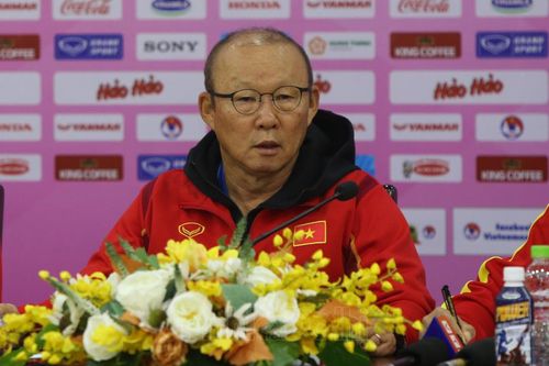 HLV Park Hang-seo: 'U22 Việt Nam có thể thắng ĐTQG'