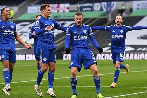 Tottenham 0-2 Leicester: Spurs thua trận thứ 2 liên tiếp, tụt xuống thứ 5