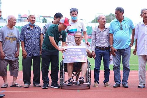 Ngày mai đang bắt đầu từ hôm nay
