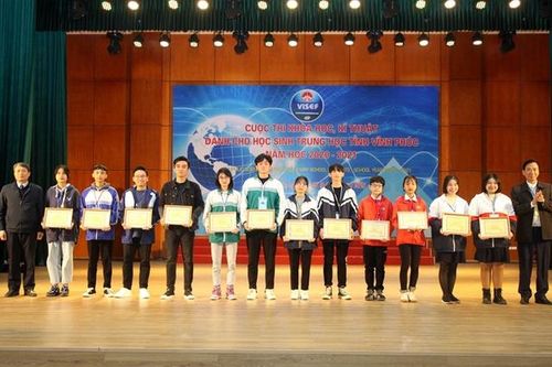 Vĩnh Phúc: Nhiều dự án KHKT của học sinh có tính ứng dụng cao