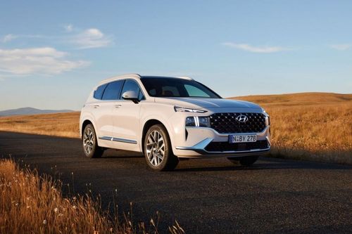 Hyundai Santa Fe 2021 ra mắt tại Australia, giá bán từ 33.630 USD