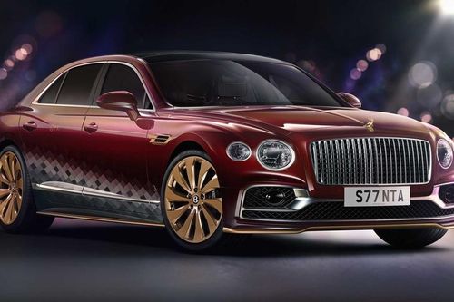 Bentley ra mắt Flying Spur phiên bản xe tuần lộc của ông già Noel