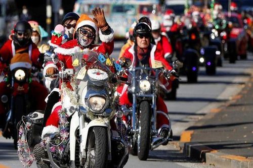 Những 'ông già Noel' diễu hành cổ vũ chống lạm dụng trẻ em ở Nhật Bản