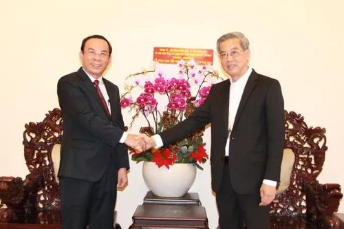 Lãnh đạo TPHCM thăm, chúc mừng các chức sắc tôn giáo nhân Lễ Giáng sinh 2020
