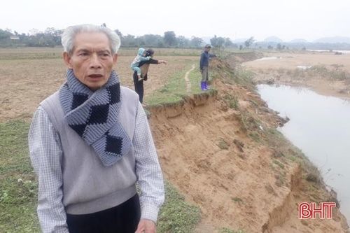 Bất lực nhìn sông Ngàn Sâu 'nuốt' 40 sào đất nông nghiệp mỗi năm ở huyện miền núi Hà Tĩnh
