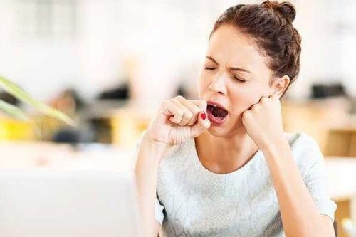 Ngáp liên tục chớ coi thường kẻo mắc trọng bệnh mà không biết