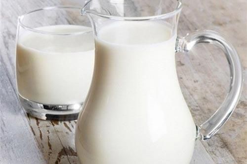 Nguy cơ bị viêm loét dạ dày khi uống quá nhiều sữa bò
