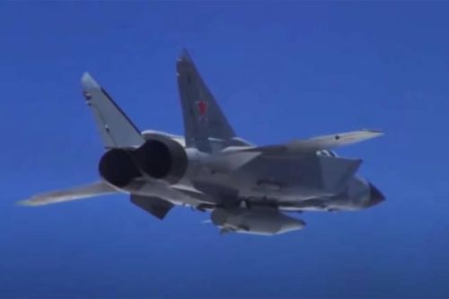 'Một nửa dân số Mỹ khó ngủ yên': Sohu bình luận việc Nga đưa MiG-31 tới Chukotka