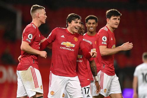Roy Keane tin M.U đủ sức đua vô địch với Liverpool
