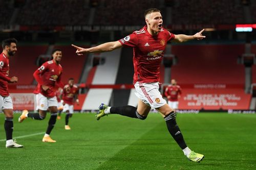 Man Utd 6-2 Leeds Utd: Quỷ đỏ chính thức bước vào đường đua vô địch