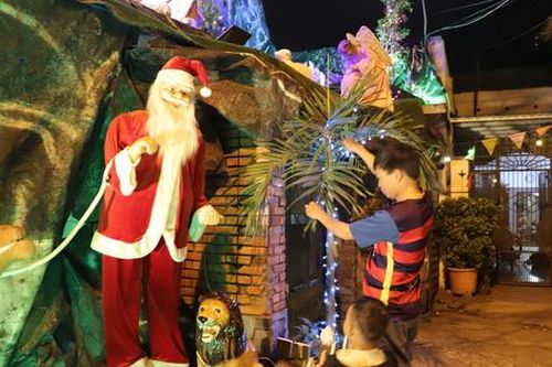 Những con hẻm xóm đạo 'khoác áo' mới lung linh mùa Giáng sinh về