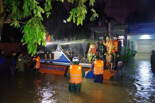 Phát huy truyền thống Quân đội nhân dân Việt Nam anh hùng, xây dựng LLVT tỉnh Quảng Trị vững mạnh toàn diện