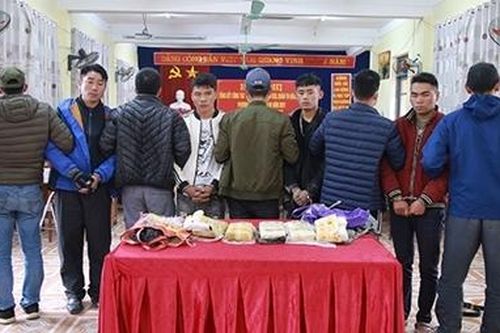 Bắt giữ 4 đối tượng cùng 30.000 viên ma túy tổng hợp