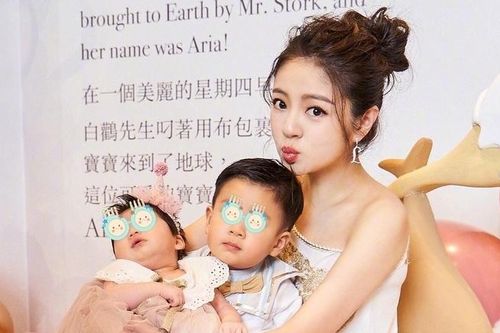 An Dĩ Hiên lấy lại vóc dáng sau khi sinh con ở tuổi 40