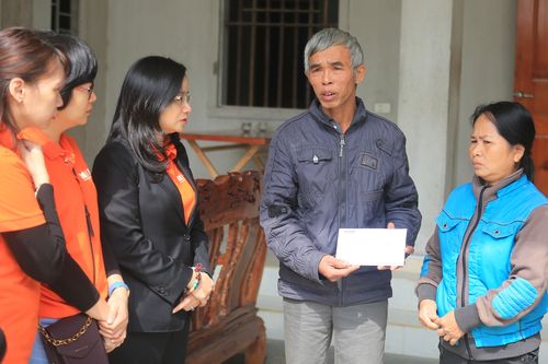 Ngân hàng SHB hỗ trợ người dân miền Trung ổn định cuộc sống sau bão, lũ
