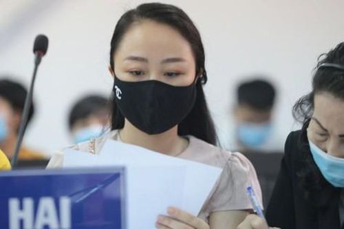 Nữ tiếp viên hàng không kháng cáo, đề nghị làm rõ việc tẩu tán tài sản