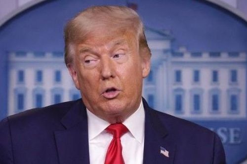 Số lượng lớn công ty Nga và Trung Quốc 'có liên hệ với quân đội', Tổng thống Trump chuẩn bị ra tay