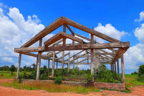 Tiền tỷ xây chợ, nhà trưng bày rồi… bỏ hoang