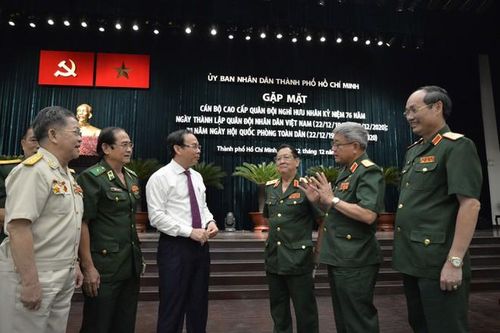 Bí thư TPHCM Nguyễn Văn Nên: 'Ai hành quân sẽ tiếp tục di chuyển, ai phải xử lý thì ở lại'