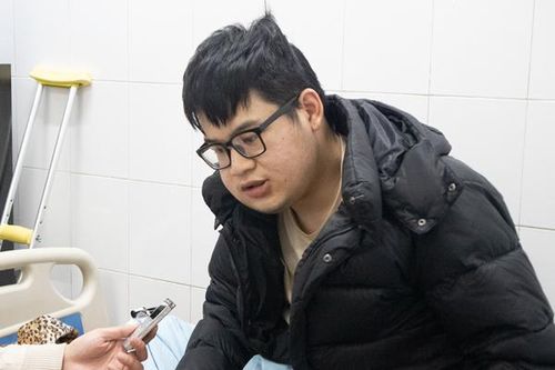 Sức khỏe Long Chun sau 1 tháng nhập viện vì u xương hàm