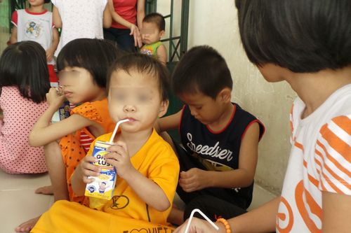 Chính sách trợ giúp trẻ bị ảnh hưởng HIV còn nhiều khoảng trống